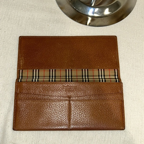 Authentic BURBERRY Leather BiFolding Long Wallet - Picture 5 of 8
